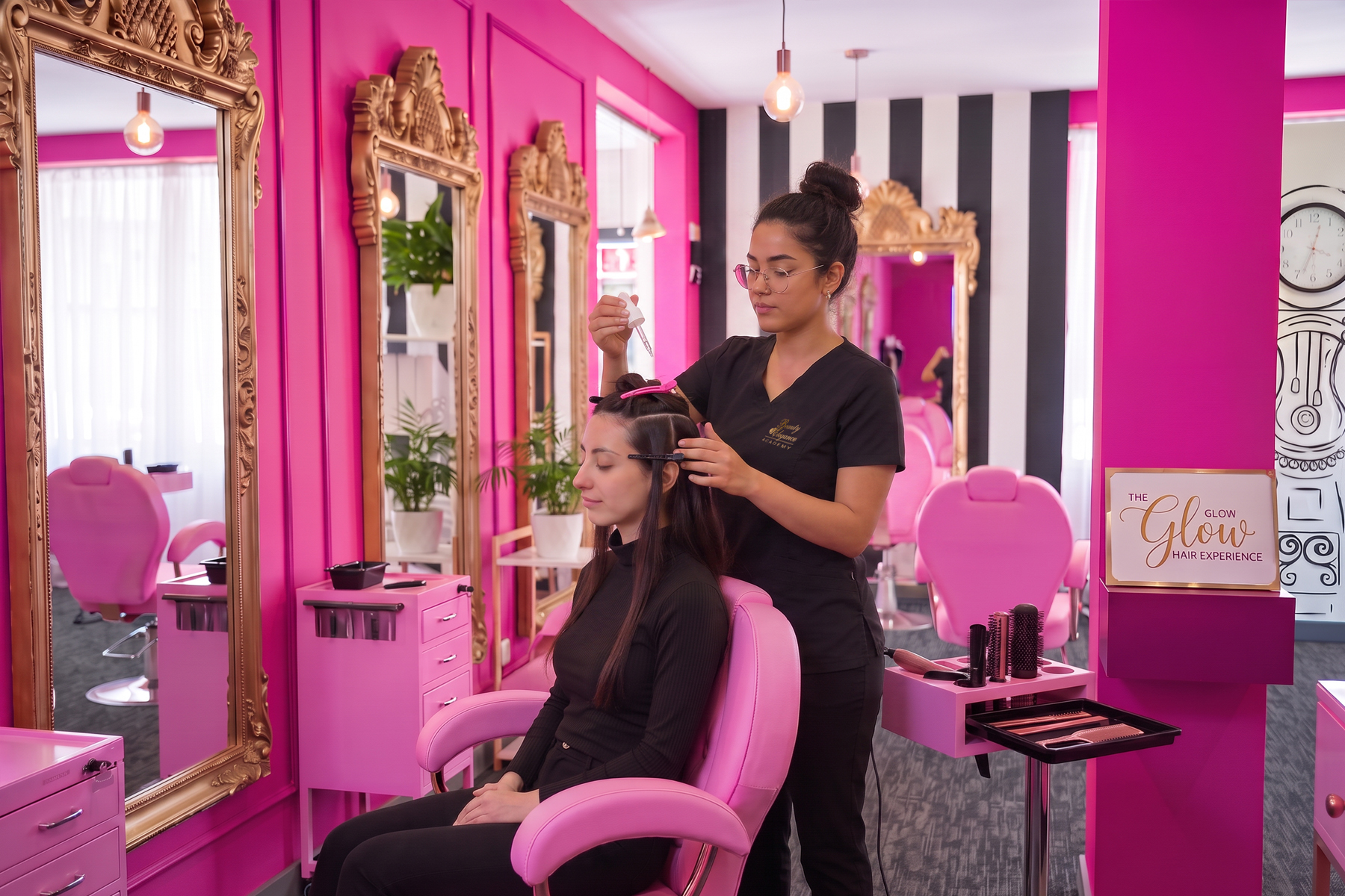 The Glow Hair Experience C2 THE GLOW HAIR EXPERIENCE